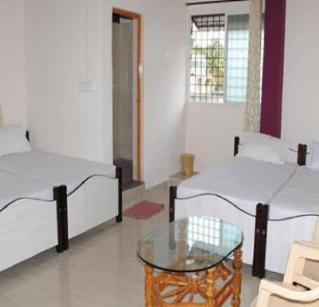 Sbs Residency Hotel จิกมากาลูร์ ภายนอก รูปภาพ